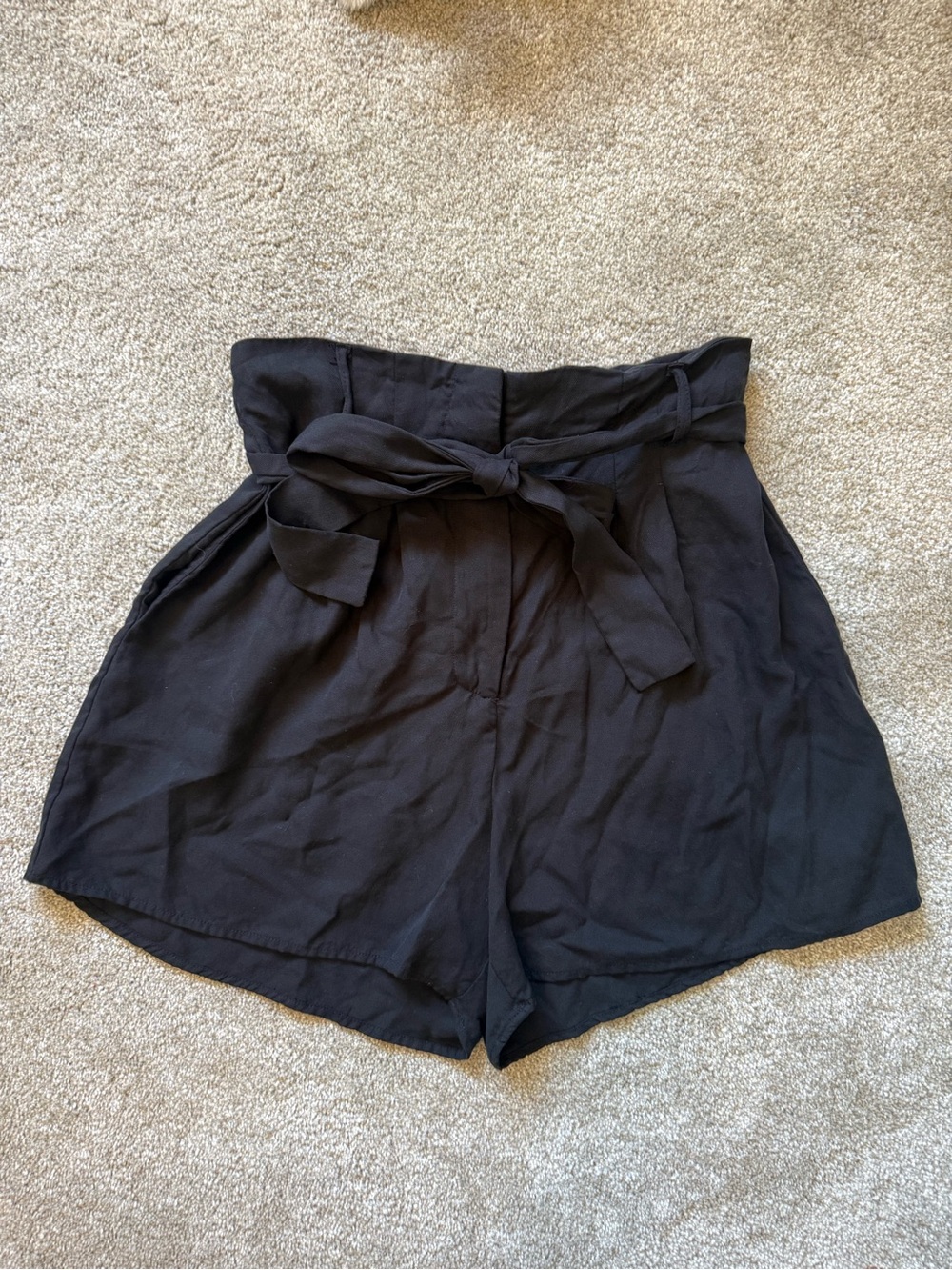 The Fifth, High-Waist Black Paperbag Tie-Waist Women's Shorts size L